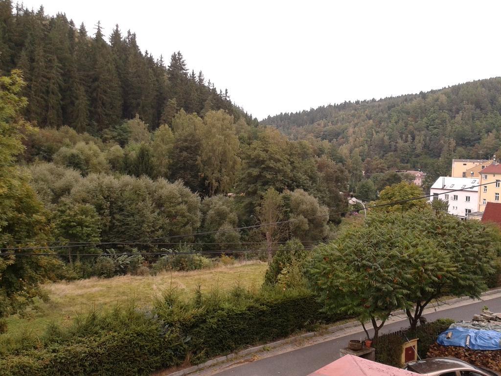 Penzion Havaj Karlovy Vary Exterior foto