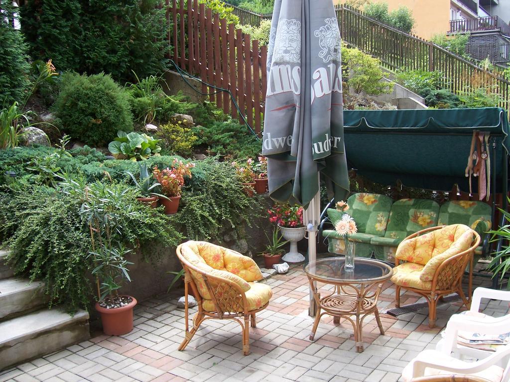 Penzion Havaj Karlovy Vary Exterior foto