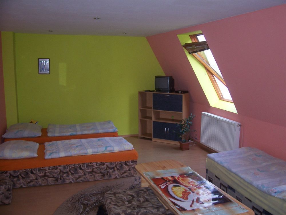 Penzion Havaj Karlovy Vary Exterior foto